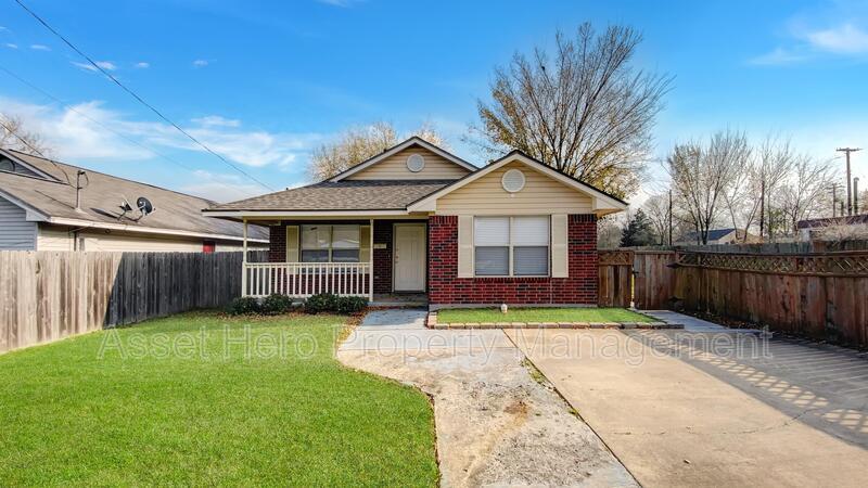 505 Dean St in Bryan, TX - Building Photo