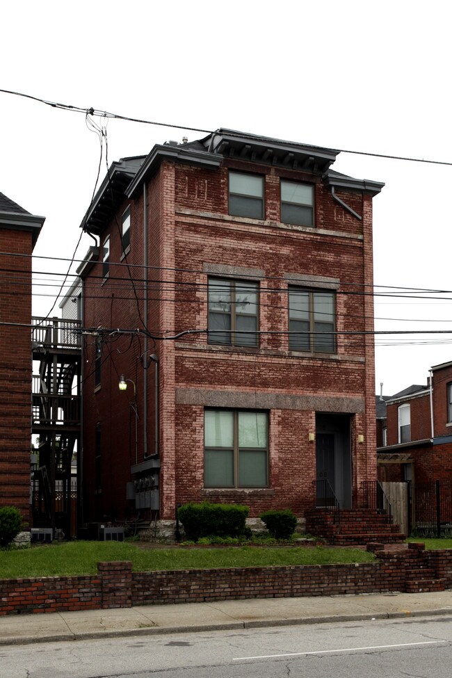 108-110 E Kentucky St in Louisville, KY - Building Photo - Building Photo