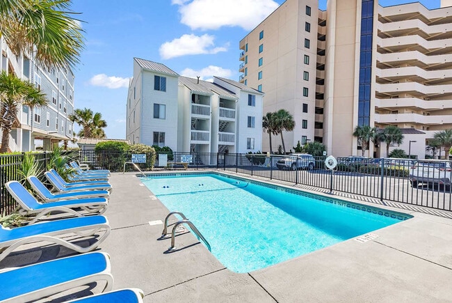 511 S Ocean Blvd-Unit -SI ID1512905P in North Myrtle Beach, SC - Building Photo - Building Photo