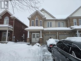 48 Keith Cres in Niagara-On-The-Lake, ON - Building Photo