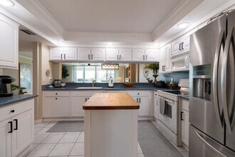 3400 Ocean Beach Blvd in Cocoa Beach, FL - Building Photo - Building Photo