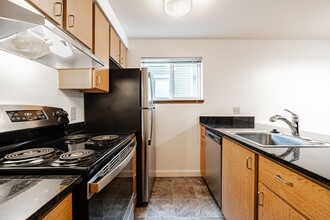 Washington Court in Seattle, WA - Building Photo - Interior Photo