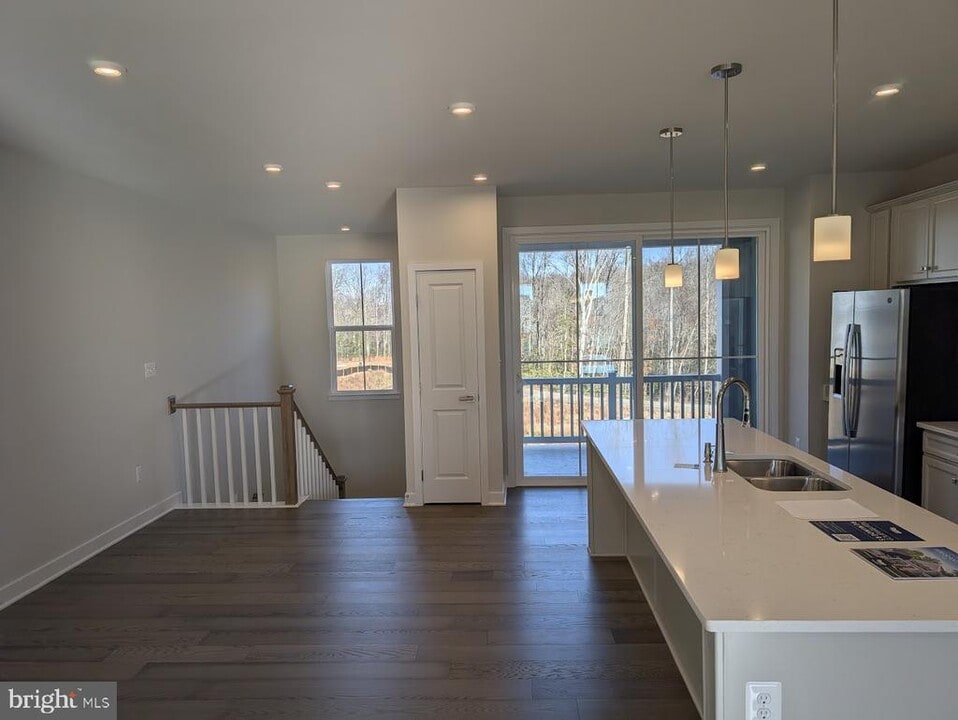 4903 Dunhaven Dr in Fredericksburg, VA - Building Photo