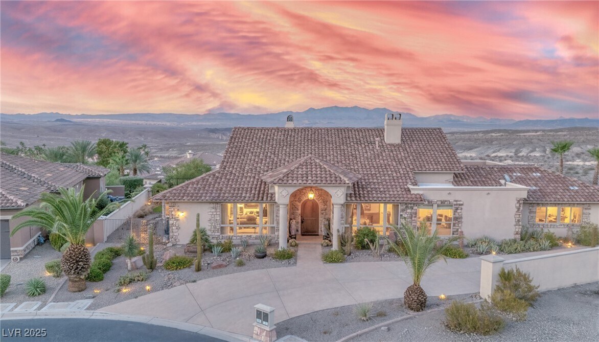 2 Camino La Venta Ct in Henderson, NV - Building Photo