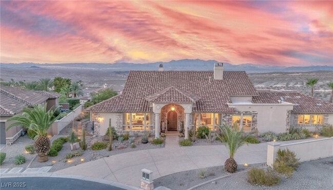 property at 2 Camino La Venta Ct