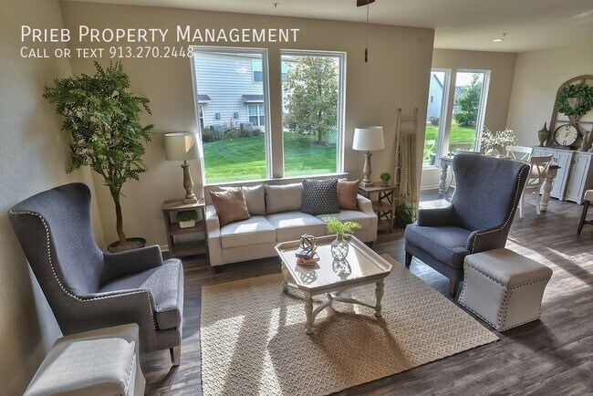 8782 Findley St in Lenexa, KS - Building Photo - Building Photo