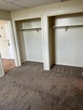 52 Center St in Bloomsbury, NJ - Building Photo - Building Photo