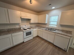 3904 Vershire Ave in Greensboro, NC - Building Photo - Building Photo