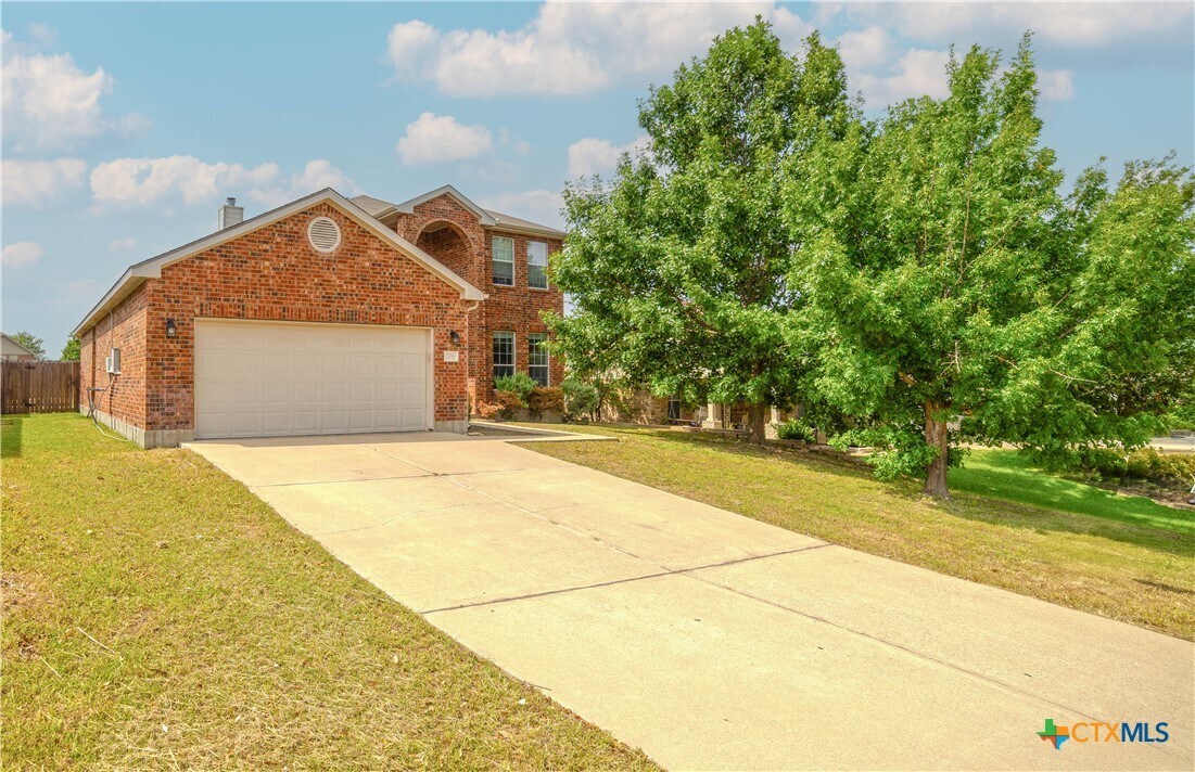 206 Crowfoot Dr in Harker Heights, TX - Building Photo