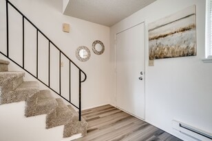 2701 J St NE in Auburn, WA - Building Photo