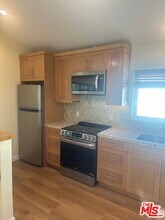 10627 Esther Ave in Los Angeles, CA - Building Photo - Building Photo