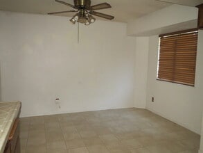 3675 Sunnyside Ave in Clovis, CA - Building Photo - Building Photo