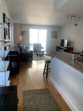 7275 SW 90th St in Miami, FL - Building Photo - Building Photo