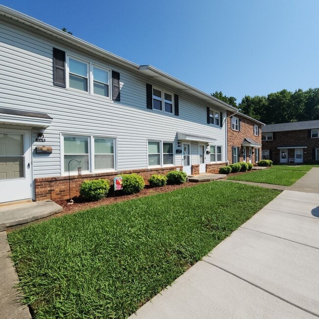 property at 526 S Cherry St