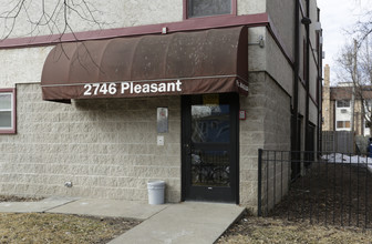 2746 Pleasant Ave S in Minneapolis, MN - Building Photo - Building Photo