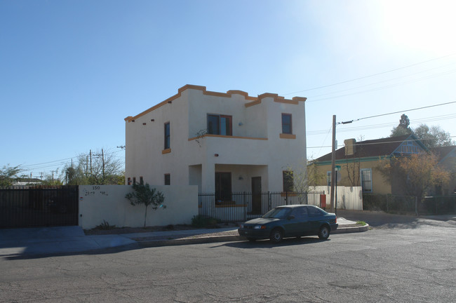 Mariposa Apartments in Tucson, AZ - Building Photo - Building Photo