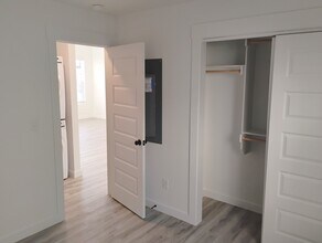 951 Reading RR Ln in Centerton, AR - Building Photo - Building Photo