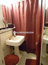 349 Pleasant St, Unit A1-19 in Malden, MA - Building Photo - Building Photo
