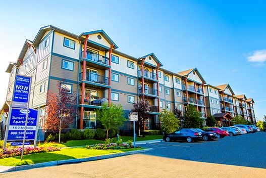 Sunset Valley Apartments in Edmonton, AB - Building Photo