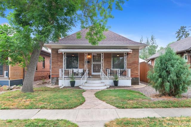 property at 2742 W Denver Pl