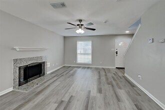6611 Barker Bend Ln in Katy, TX - Building Photo - Building Photo