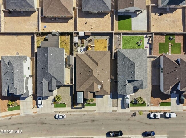 13748 Villa Vista Ave in Horizon City, TX - Building Photo - Building Photo