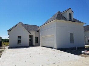 519 Flycatcher Dr in Baton Rouge, LA - Building Photo - Building Photo