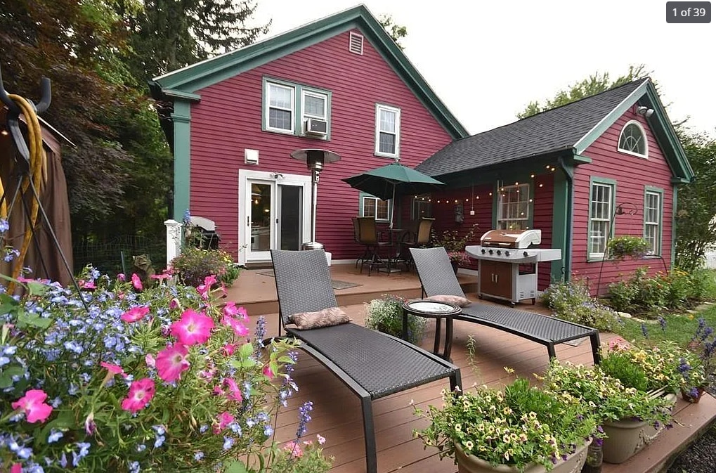 281 Mill Valley Rd in Belchertown, MA - Building Photo