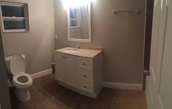 6682 5th Ave N in St. Petersburg, FL - Building Photo - Interior Photo