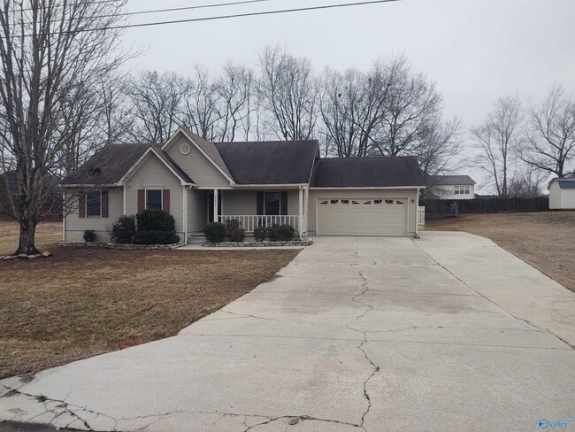 29824 Ivey Ln in Madison, AL - Foto de edificio - Building Photo