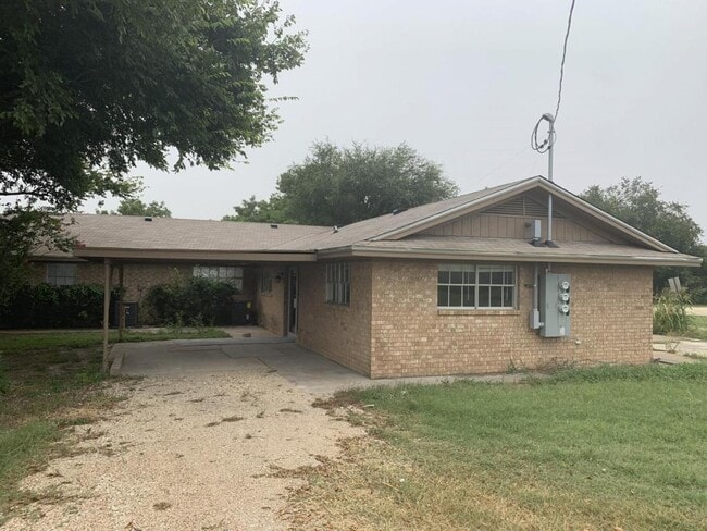property at 1902 State Hwy 95