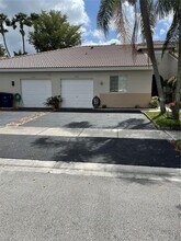 11740 SW 19th St in Miramar, FL - Building Photo - Building Photo