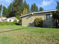 10308 NE 190th St in Bothell, WA - Foto de edificio - Building Photo