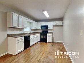 175 Freestone Dr in Newnan, GA - Building Photo - Building Photo