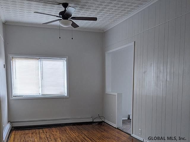 33 George St in Green Island, NY - Building Photo - Building Photo