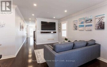 62 Quillberry Cl in Brampton, ON - Building Photo - Building Photo