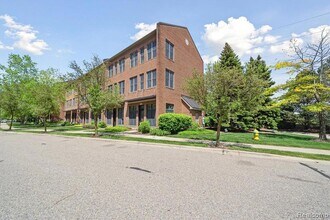 537 Lewis St in Birmingham, MI - Building Photo - Building Photo