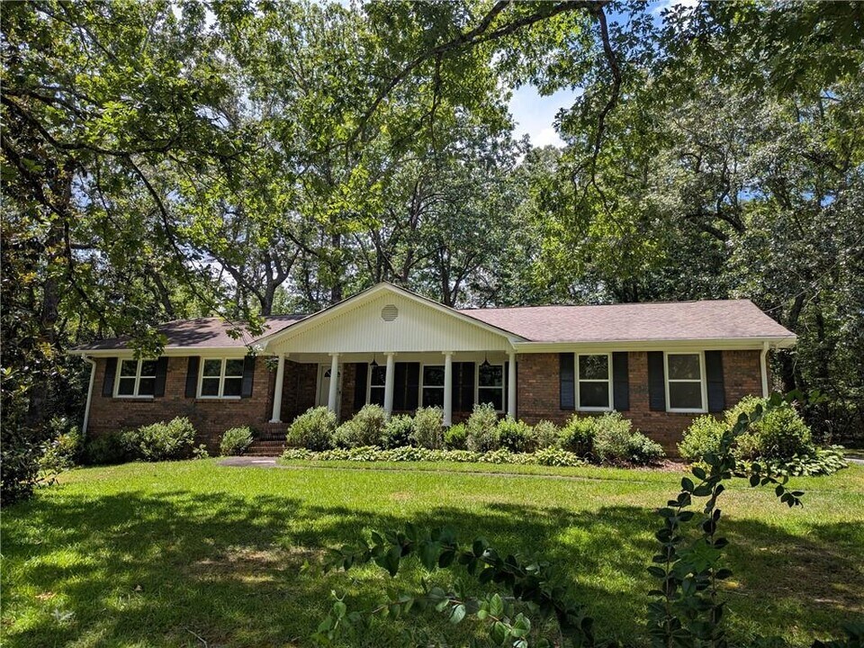 4344 Old Suwanee Rd in Buford, GA - Building Photo