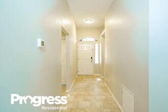 1126 Brookwood Bluff Rd E in Jacksonville, FL - Building Photo - Building Photo