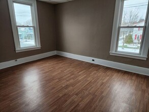 96 W Oneida St in Oswego, NY - Building Photo - Building Photo