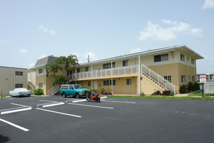 405 Southwind Dr Apartments