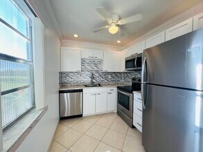 82 Normandy Ln in Delray Beach, FL - Building Photo - Building Photo