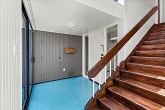 1310 Harbor View Dr in Galveston, TX - Building Photo - Building Photo