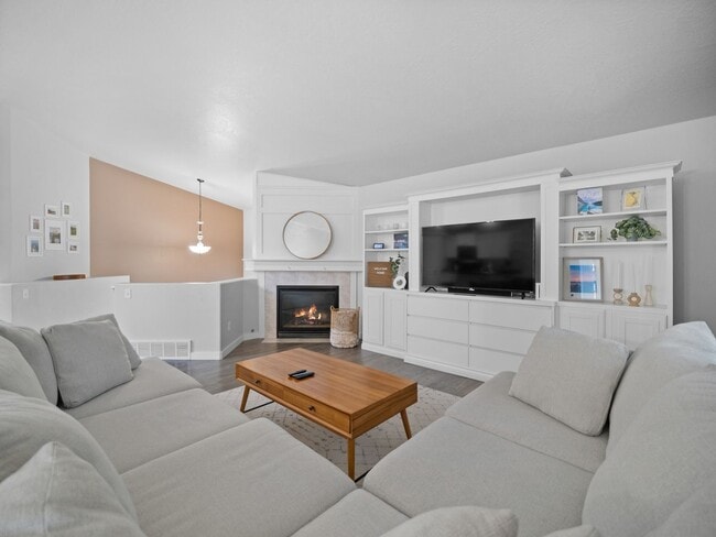 property at 4511 E 15th Ave