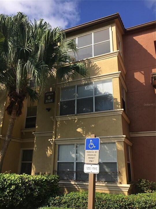5148 Conroy Rd in Orlando, FL - Building Photo