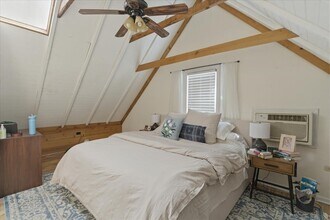 3144 N Southport Ave, Unit CH2 in Chicago, IL - Building Photo - Building Photo