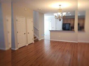 4724 68th Ave N in Pinellas Park, FL - Foto de edificio - Building Photo