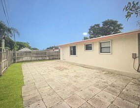 3813 NE 16th Terrace in Pompano Beach, FL - Building Photo - Building Photo