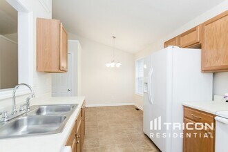 302 Prometheous Way in Rockmart, GA - Foto de edificio - Building Photo