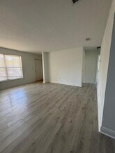 11743 NE 14th Ave in Miami, FL - Building Photo - Building Photo